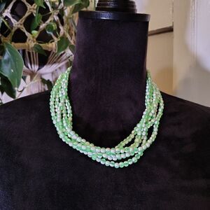 VTG Green And White Beaded 5 Strand Necklace/J86